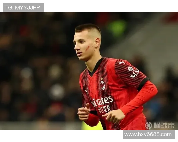 欧联杯激战拜仁小胜AC米兰红牌争议引发全场热议与转会传闻